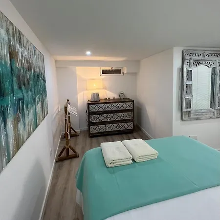 Casinha Dos Remedios * Lisboa